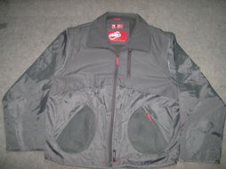 福州榮登貿(mào)易 專注歐碼運動套裝與童裝，零售批發(fā)一體化服務(wù)商